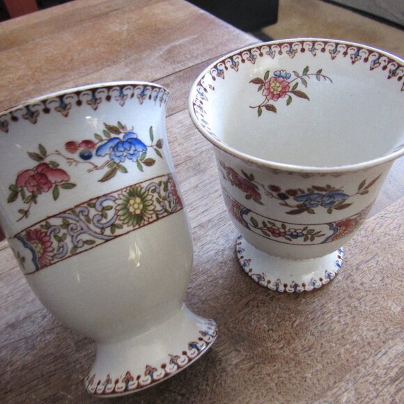 Set of 2 Vintage Floral Porcelain Cups Copeland Spode? - Picture 1 of 4